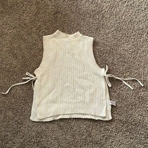 Kendall & Kylie vest